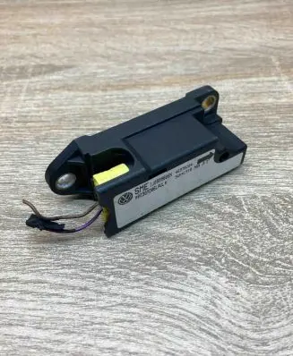 Volkswagen PASSAT B5 Airbag deployment crash/impact sensor 1J0909606N 5WK41910 WithPlug