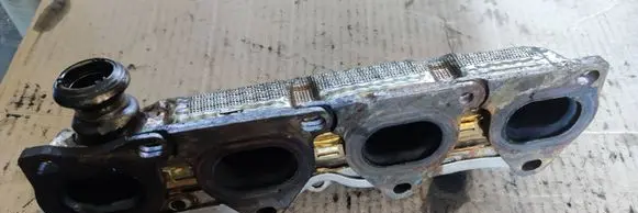 Mercedes-Benz E W213 Exhaust manifold A6541400309