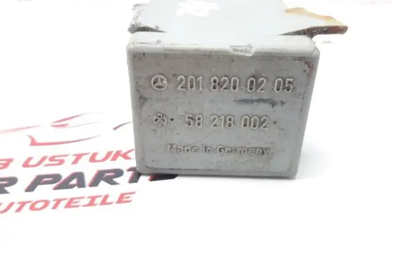 Mercedes-Benz C W202 Other relay 2018200205 58218002