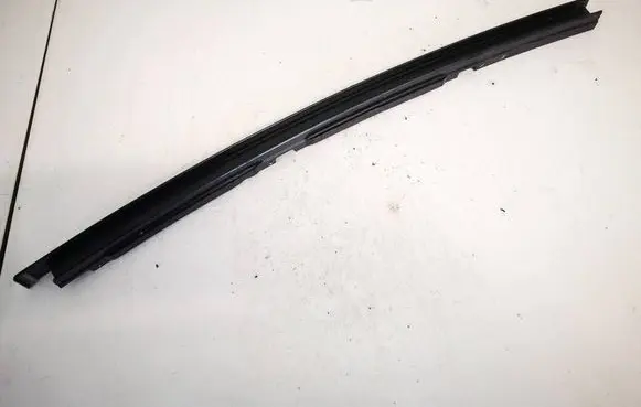 Mercedes-Benz C AMG W204 Rear door glass trim molding a2047300311