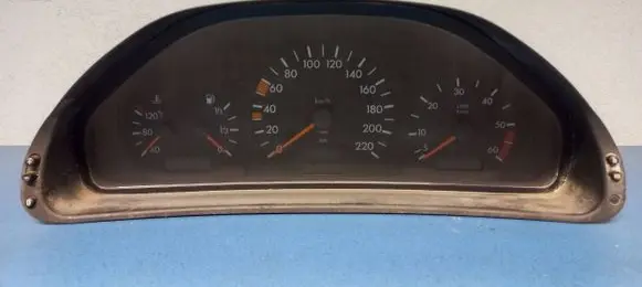 Mercedes-Benz E W210 Speedometer (instrument cluster) 87001345