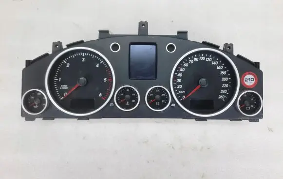Volkswagen Touareg I Speedometer (instrument cluster) 7L6920870L