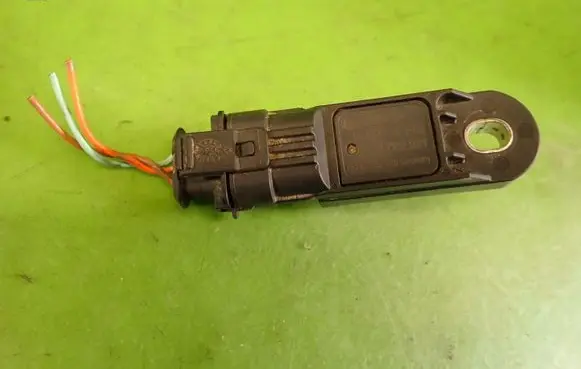 Nissan X-Trail T31 Sensor 0281002961