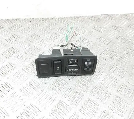 Toyota Avensis T250 Wing mirror switch 183574 153261 777663