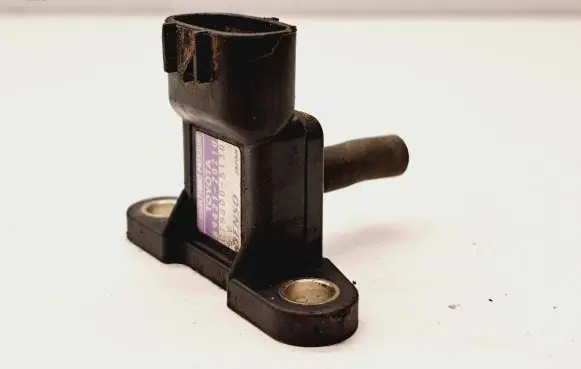Toyota Corolla Verso E121 Air pressure sensor 8942120210 0798005130