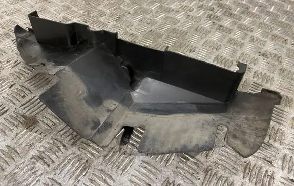 Audi A6 S6 C5 4B Intercooler air guide/duct channel 4B0121284H