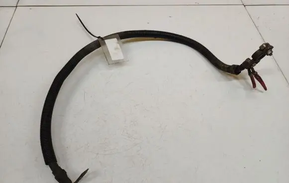 Volkswagen Transporter - Caravelle T4 Positive cable (battery)