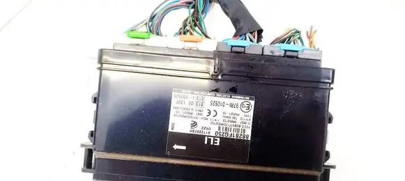 Subaru Impreza III Comfort/convenience module 88281FG250 X1T22973H
