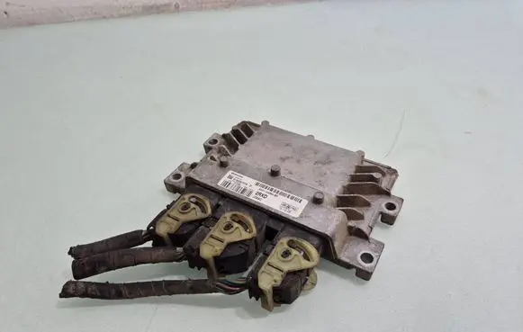 Ford Fiesta Engine control unit/module AV2112A650BD
