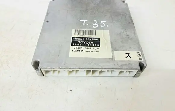 Toyota Avensis Verso Engine control unit/module 8966144360