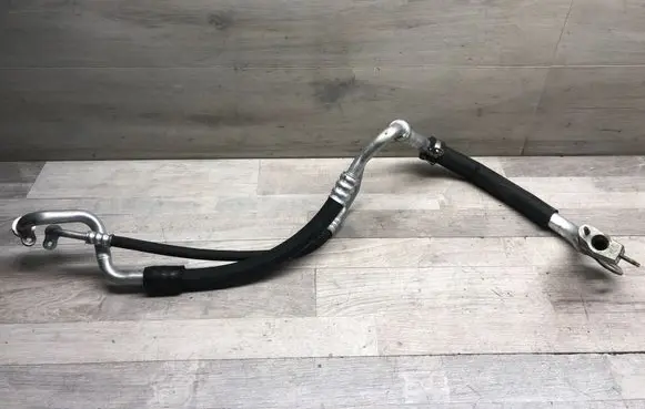 Mercedes-Benz E W212 Air conditioning (A/C) pipe/hose A2128305815
