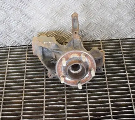 Ford Focus Front wheel hub AV613K171C1 AV613K171