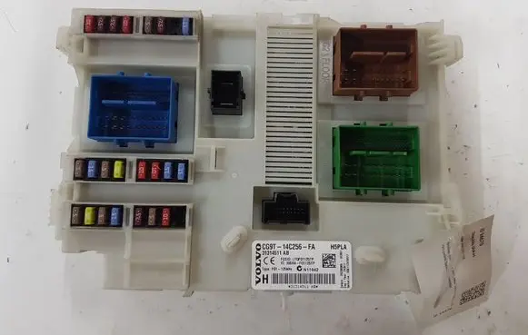 Volvo V60 Fuse module CG9T14C256FA 31314511 000112410617