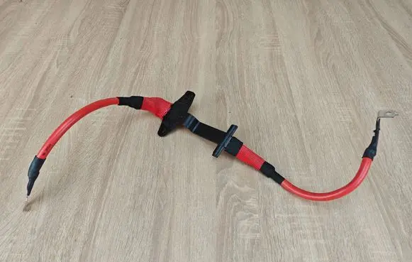 BMW 4 G22 G23 G24 G26 Positive cable (battery) 8711311