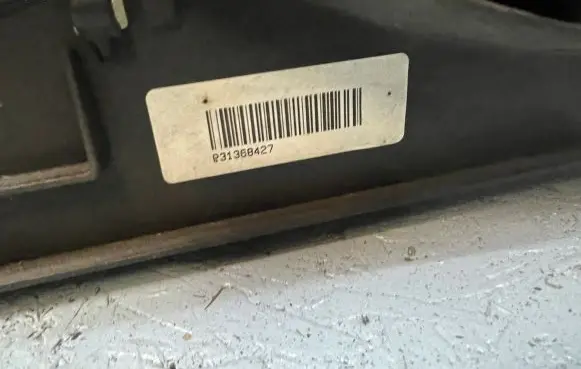 Volvo S60 Radiator cooling fan shroud 31368427 P31368427