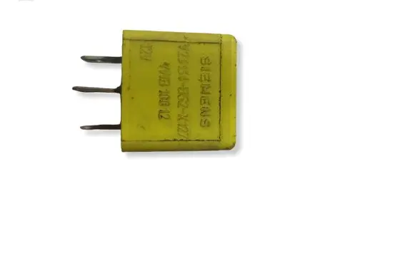 Land Rover Range Rover L322 Other relay V23134B52X127 YWB10012
