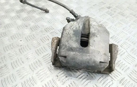 BMW 5 E39 Front brake caliper 