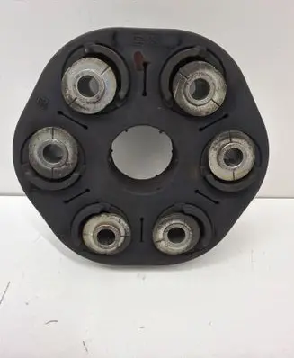 BMW 5 E60 E61 Rear prop shaft donut coupling/joint 152690