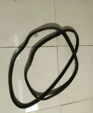 Peugeot 4007 Trunk rubber seal (body) 