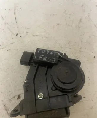 Toyota Verso Tailgate/trunk/boot lock/catch/latch 10103