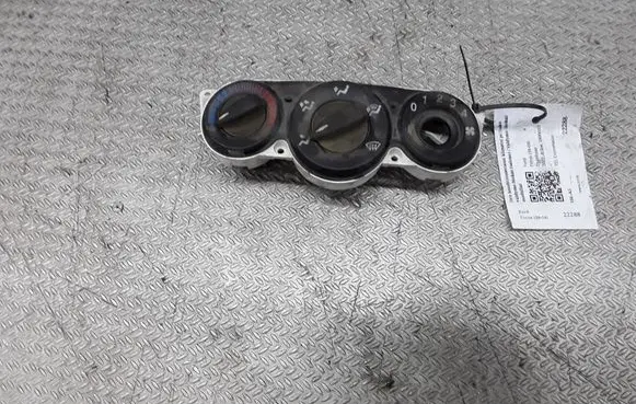 Ford Focus Climate control unit 98AB18C419