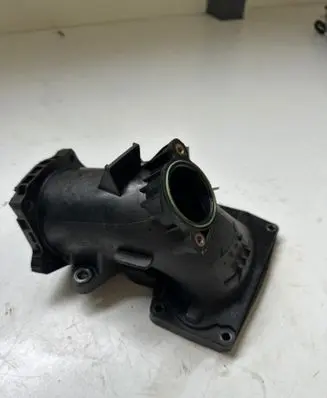 Mercedes-Benz GLC C253 Intake manifold A6510900728