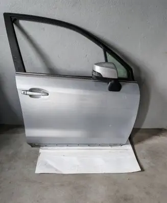 Subaru Forester SJ Front door