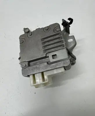 Toyota Yaris Power steering control unit/module 896500D110 1129001331 2250000540