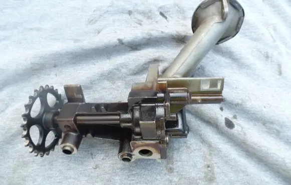 Renault Laguna II Oil pump 7700100894G 7700600252 7700112538G