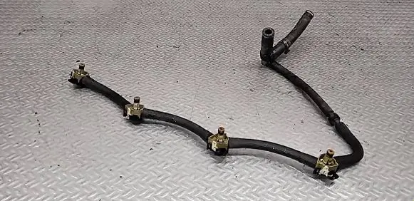 Opel Zafira C Fuel return line/hose