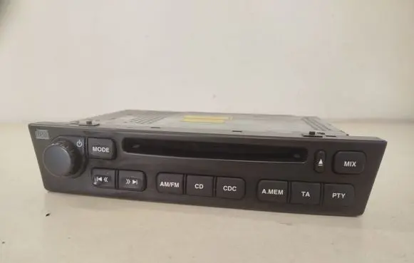 Radio/CD/DVD/GPS head unit