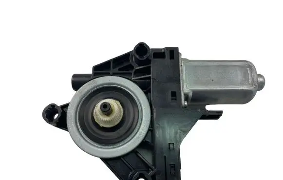 KIA Sorento Front door window regulator motor 1137328730