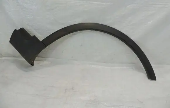 Ford Kuga I Front arch trim 8V41S16D238A