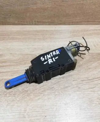 Opel Zafira A Central locking motor 1101215 505429