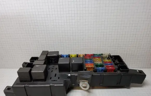 Volvo S60 Fuse module 9441160 9441158
