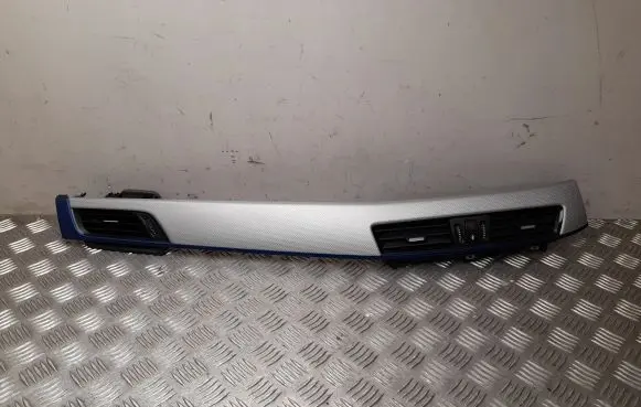 BMW X2 F39 Dash center air vent grill 8064747