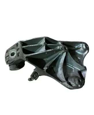 BMW X6 E71 Engine mounting bracket 6790021