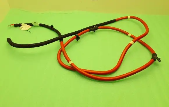 Maserati Levante Positive cable (battery) 61518301 670032363