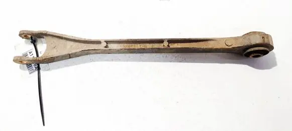 Chrysler 300 - 300C Rear upper control arm/wishbone 04743245AB