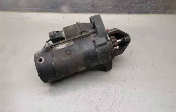 Toyota Avensis T250 Starter motor