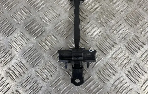 Jeep Grand Cherokee WL Rear door check strap stopper