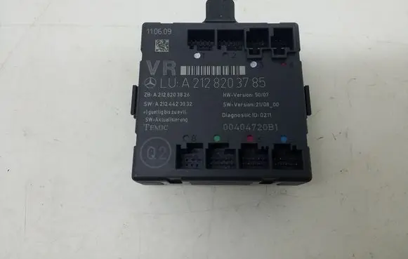 Mercedes-Benz C W204 Door control unit/module A2128203785