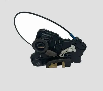 Toyota Avensis T250 Front door lock
