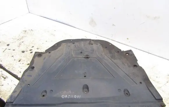 Mazda CX-5 Engine splash shield/under tray 1111