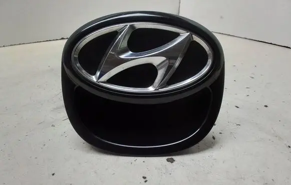 Hyundai i30 Tailgate trunk handle 873702R000