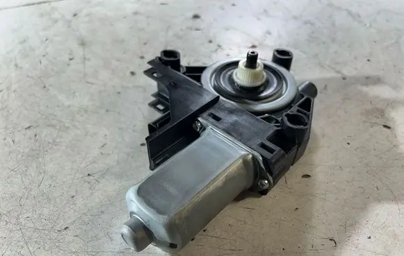 Jeep Grand Cherokee Rear door window regulator motor 931402103 WR12746 171110