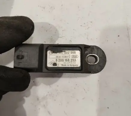 Renault Megane II Air pressure sensor 8200168253