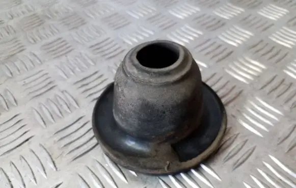 Suzuki Grand Vitara II Rear coil spring rubber mount 