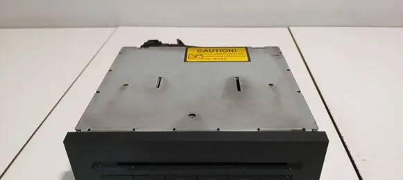 Mercedes-Benz E W211 CD/DVD changer A2118700889