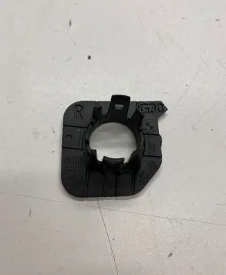 BMW 5 G30 G31 G38 Front parking sensor holder (PDC) 7385354 15067010